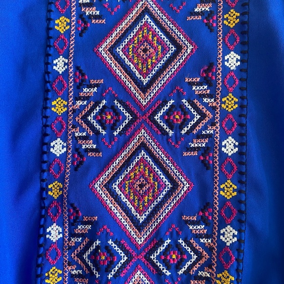 Derek Heart Embroidered Romper - Picture 4 of 5